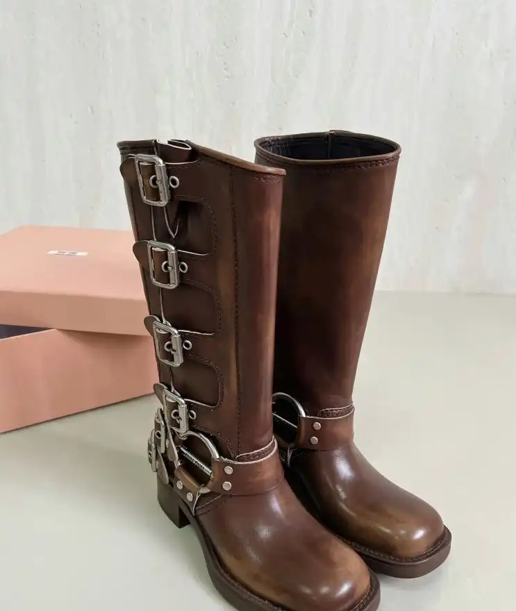 hype Miu Miu Boots