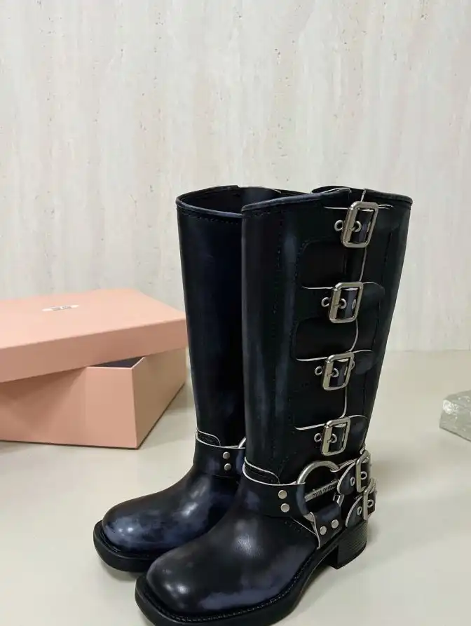 hype Miu Miu Boots