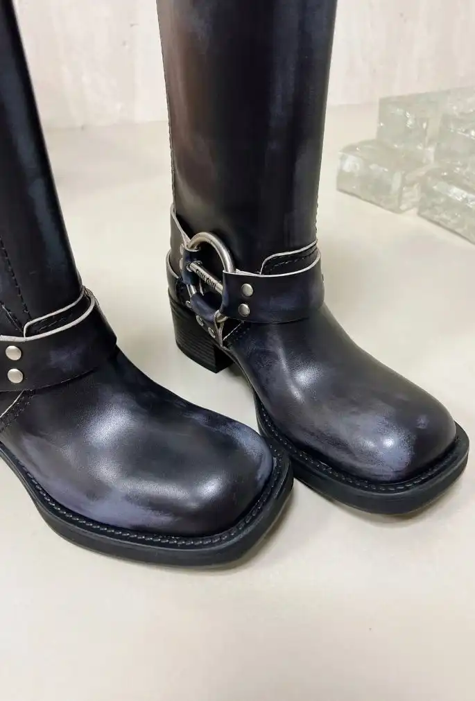 hype Miu Miu Boots