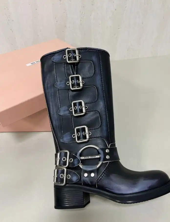 hype Miu Miu Boots