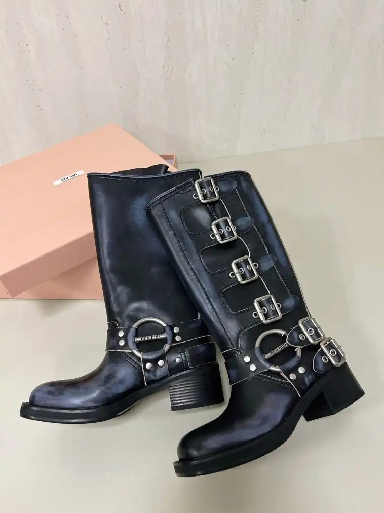 hype Miu Miu Boots