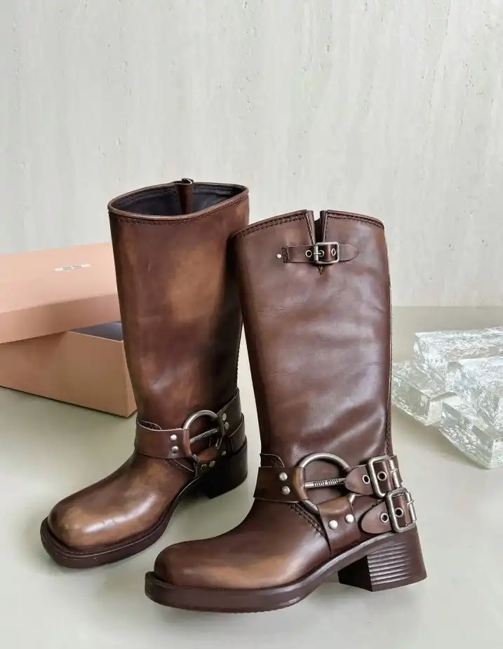 hype Miu Miu Boots