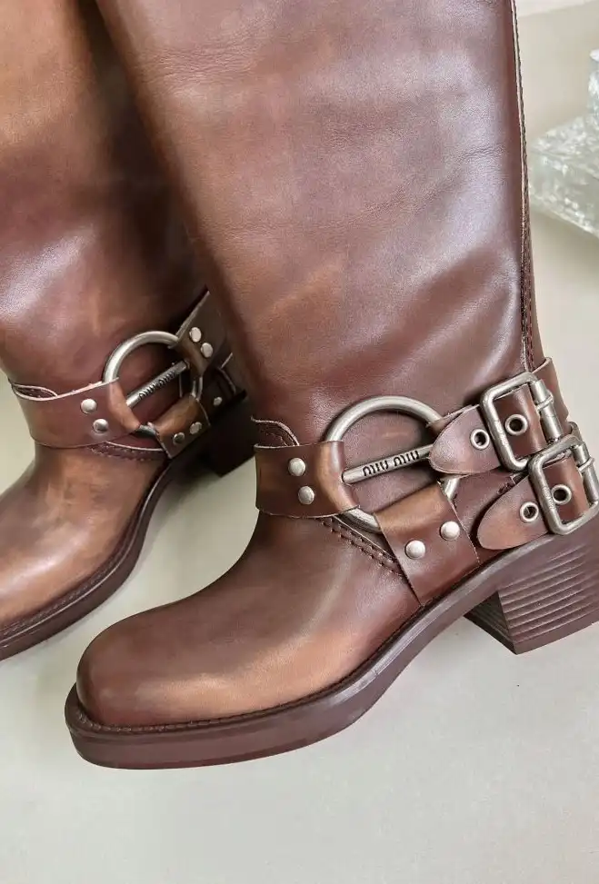 hype Miu Miu Boots