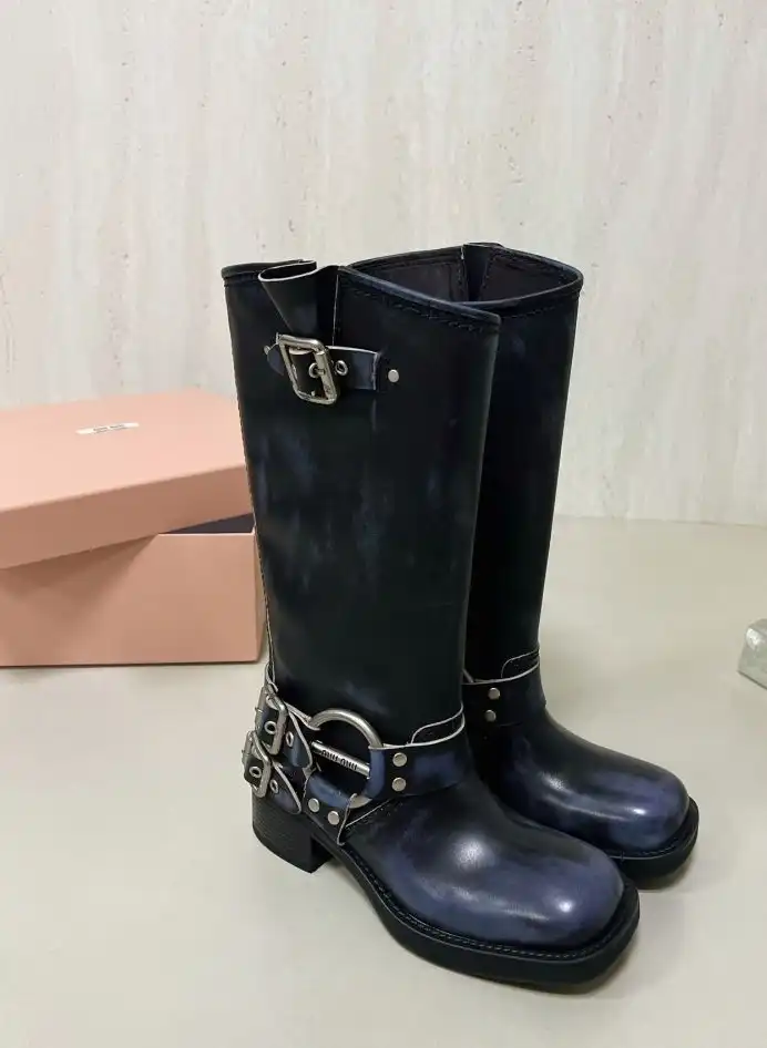 hype Miu Miu Boots