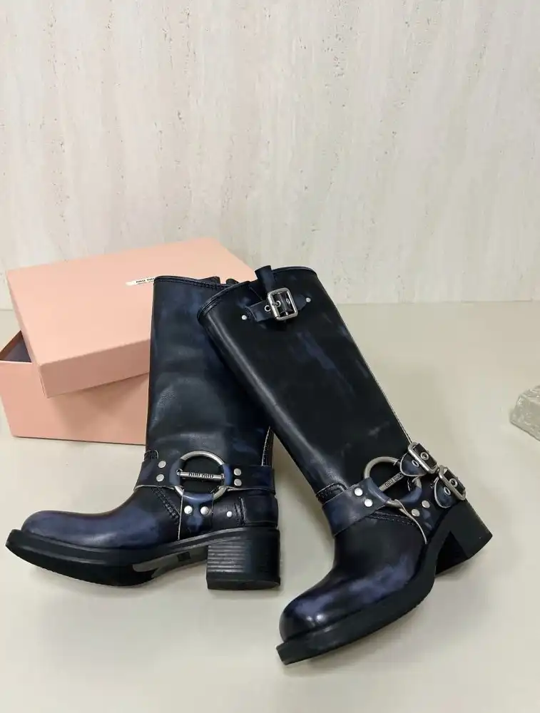 hype Miu Miu Boots