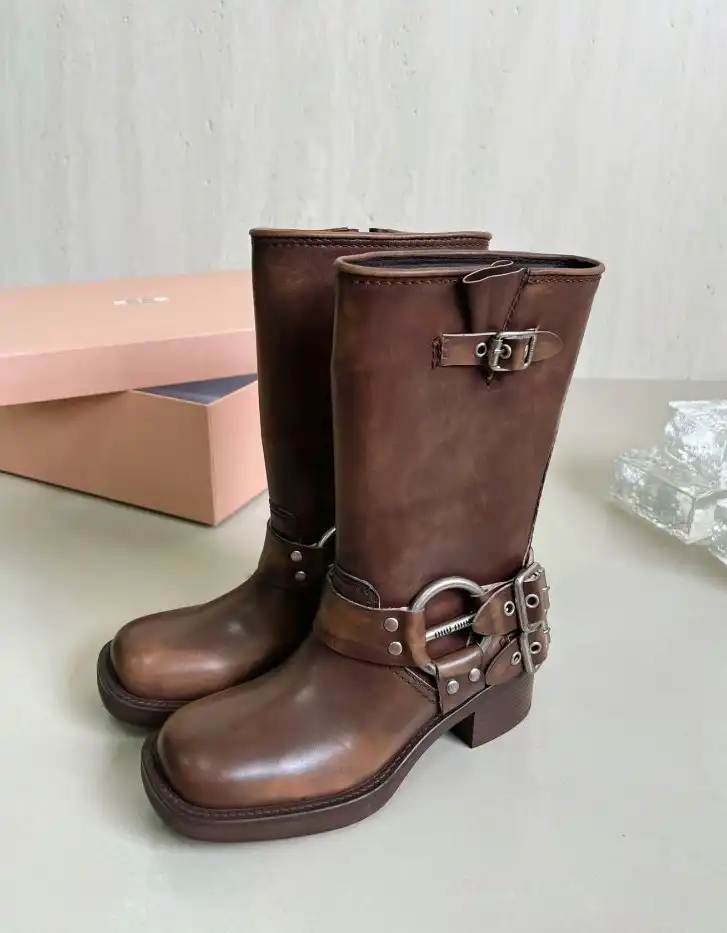 hype Miu Miu Boots