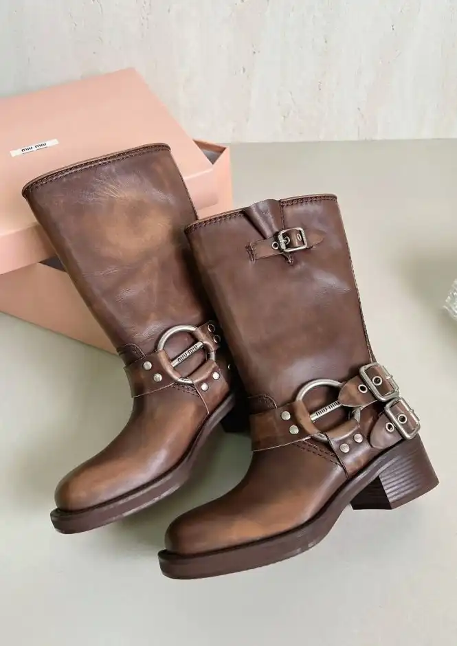 hype Miu Miu Boots