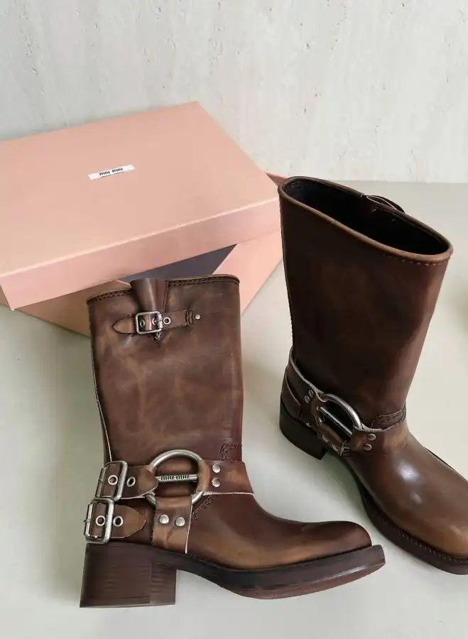 hype Miu Miu Boots