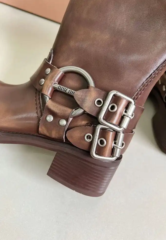 hype Miu Miu Boots