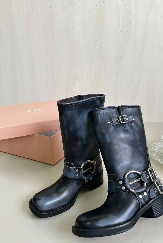 hype Miu Miu Boots