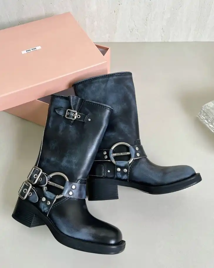 hype Miu Miu Boots