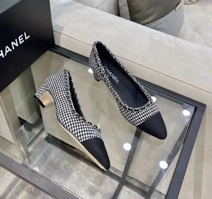 hype Chanel High Heels