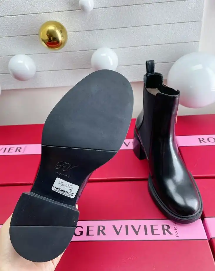 hype Roger Vivier Leather Shoes