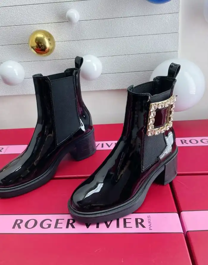 hype Roger Vivier Leather Shoes