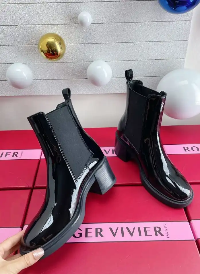 hype Roger Vivier Leather Shoes