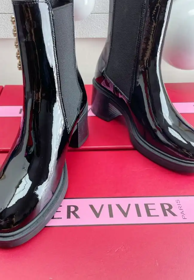 hype Roger Vivier Leather Shoes