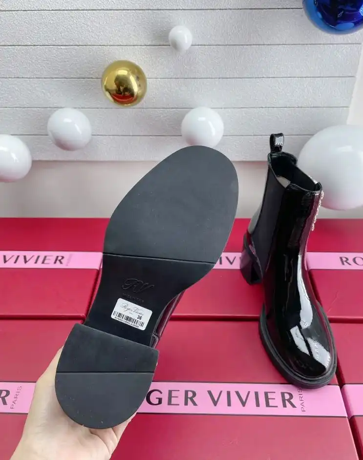 hype Roger Vivier Leather Shoes