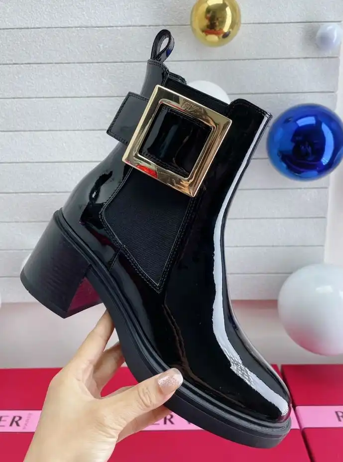 hype Roger Vivier Leather Shoes