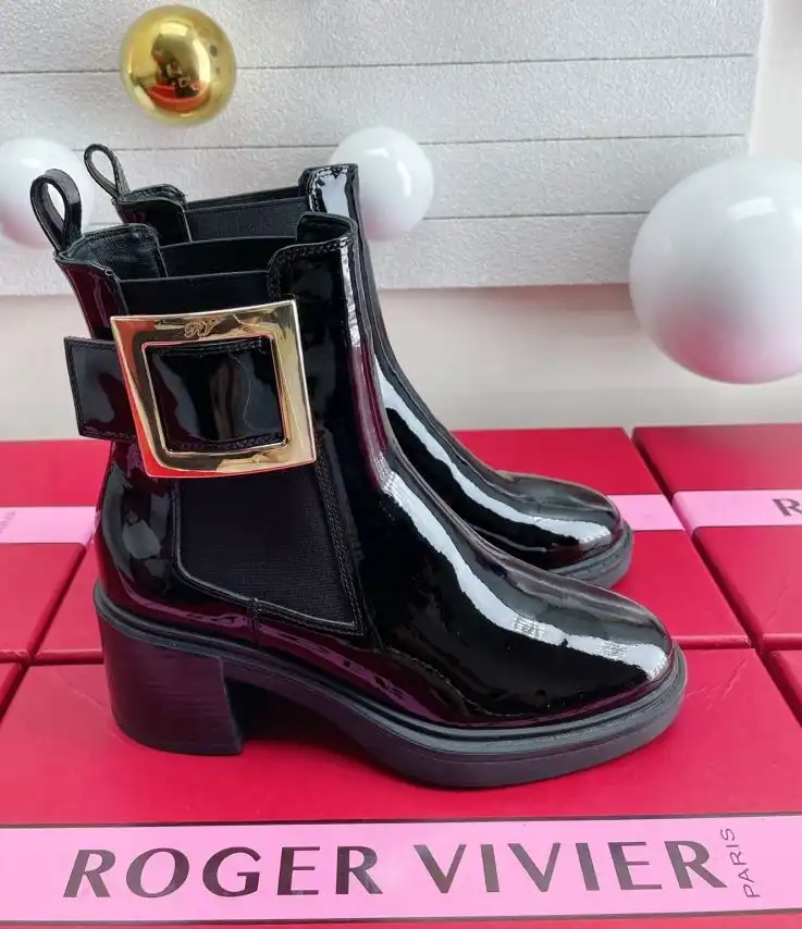 hype Roger Vivier Leather Shoes