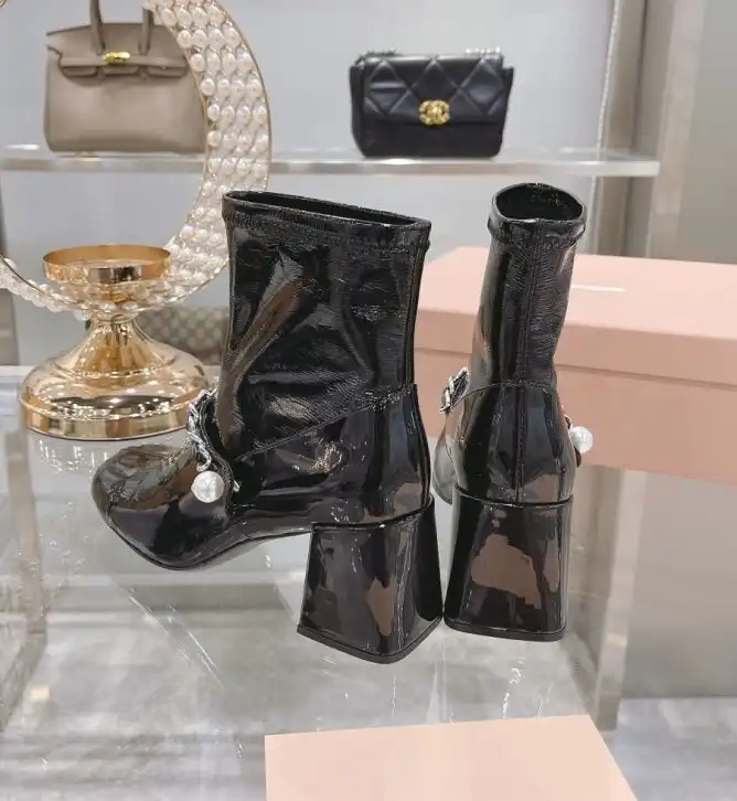 hype Miu Miu Boots