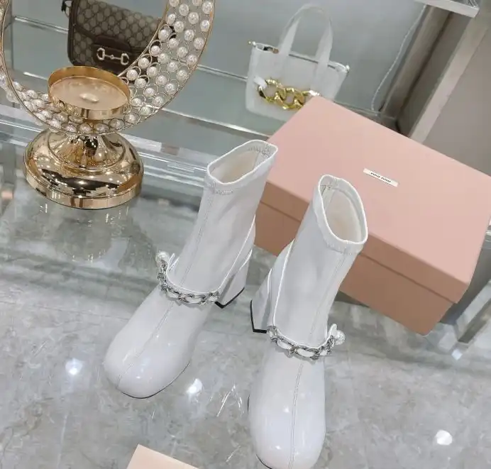 hype Miu Miu Boots