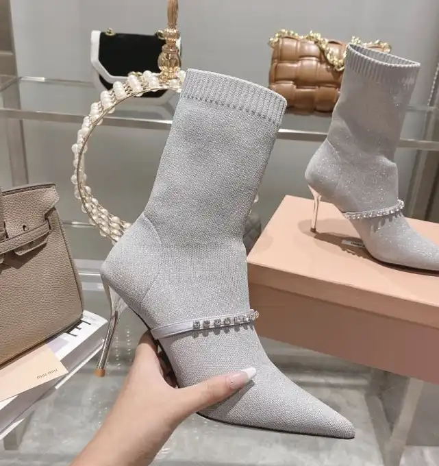 hype Miu Miu Boots