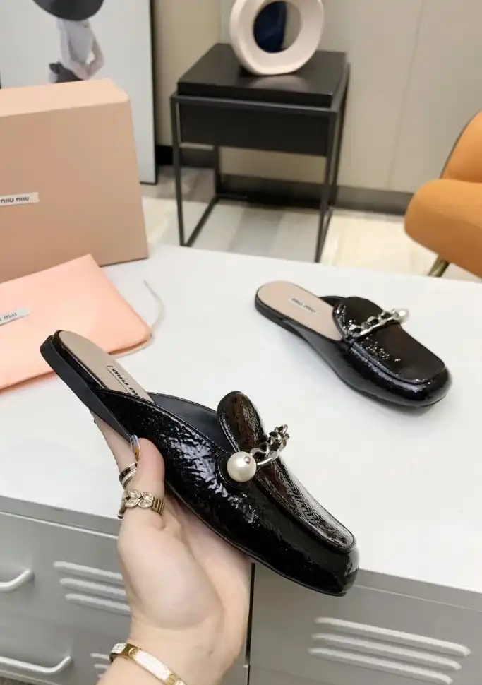 hype Miu Miu Leather Shoes