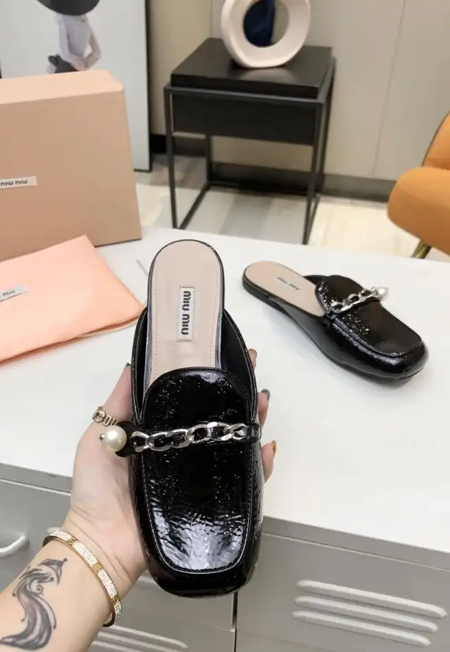 hype Miu Miu Leather Shoes