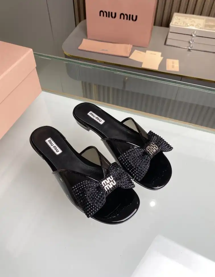 hype Miu Miu Slippers