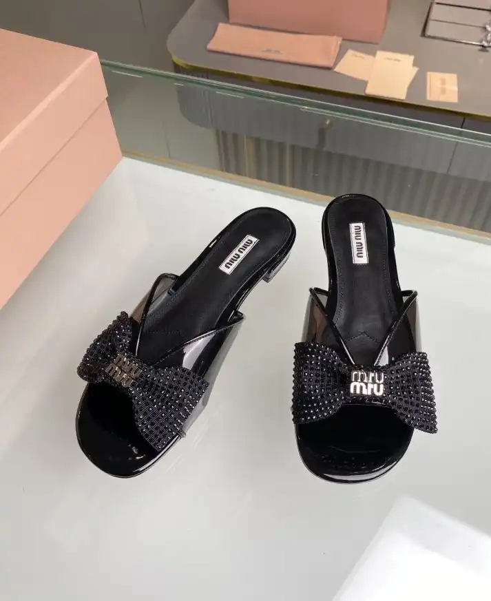 hype Miu Miu Slippers