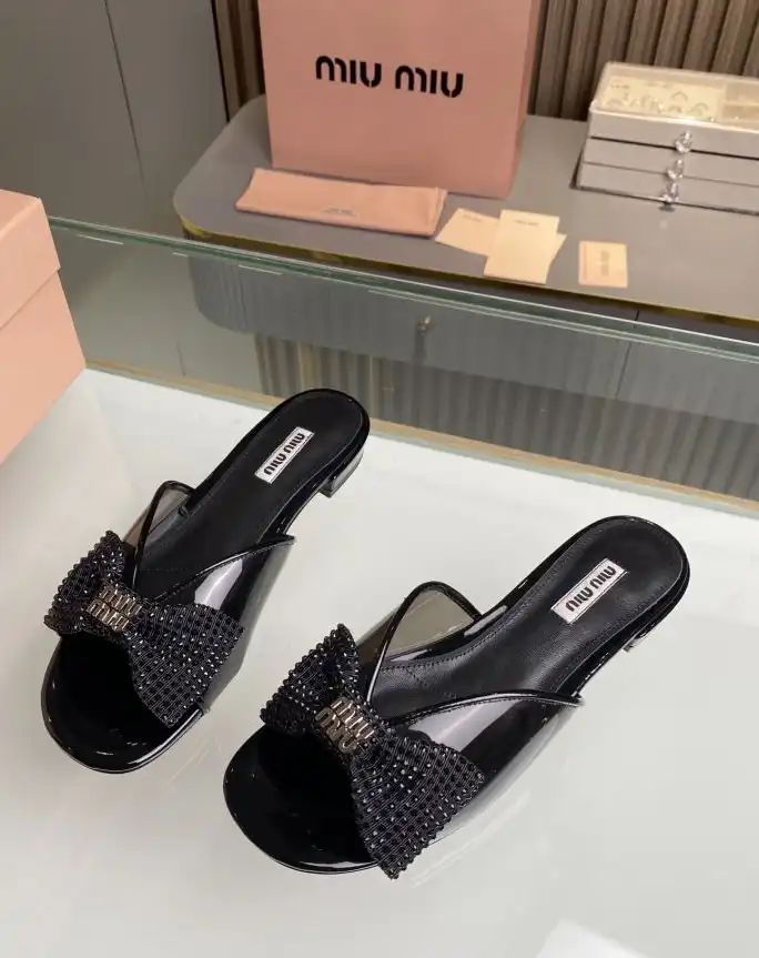 hype Miu Miu Slippers