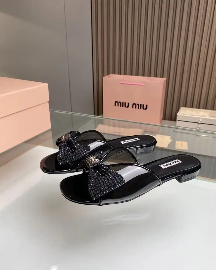 hype Miu Miu Slippers