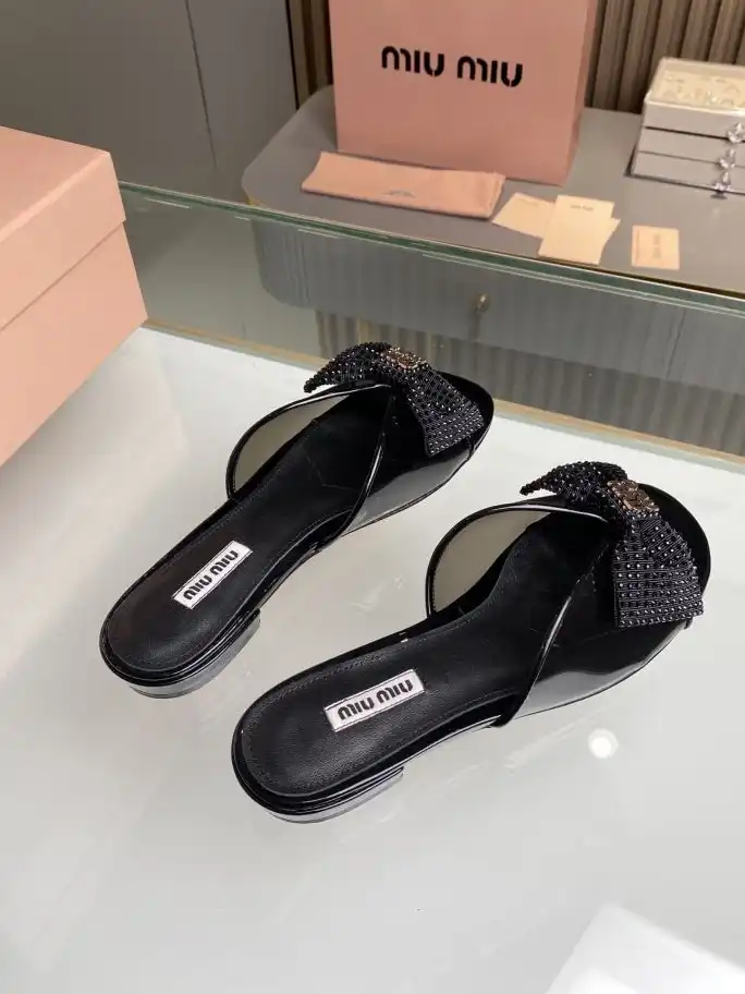 hype Miu Miu Slippers