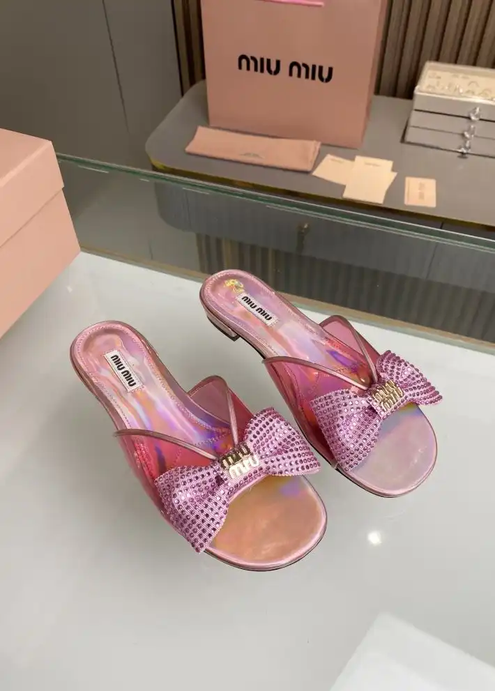 hype Miu Miu Slippers