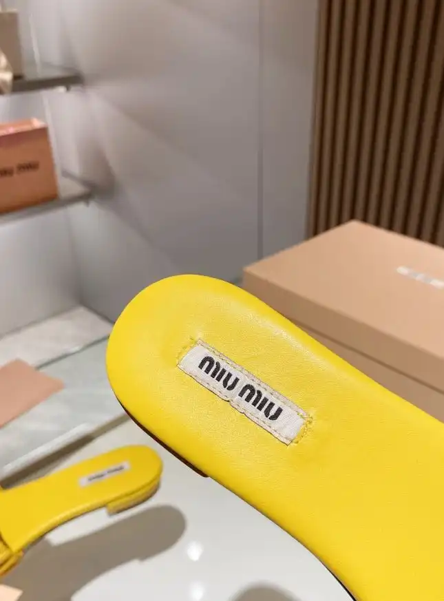 hype Miu Miu Slippers