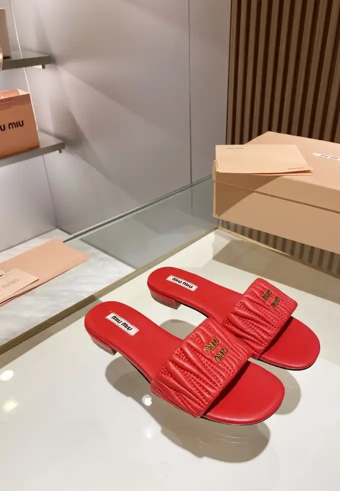 hype Miu Miu Slippers