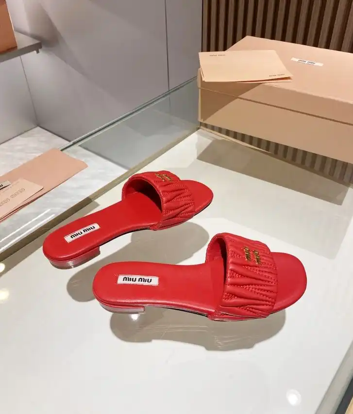 hype Miu Miu Slippers