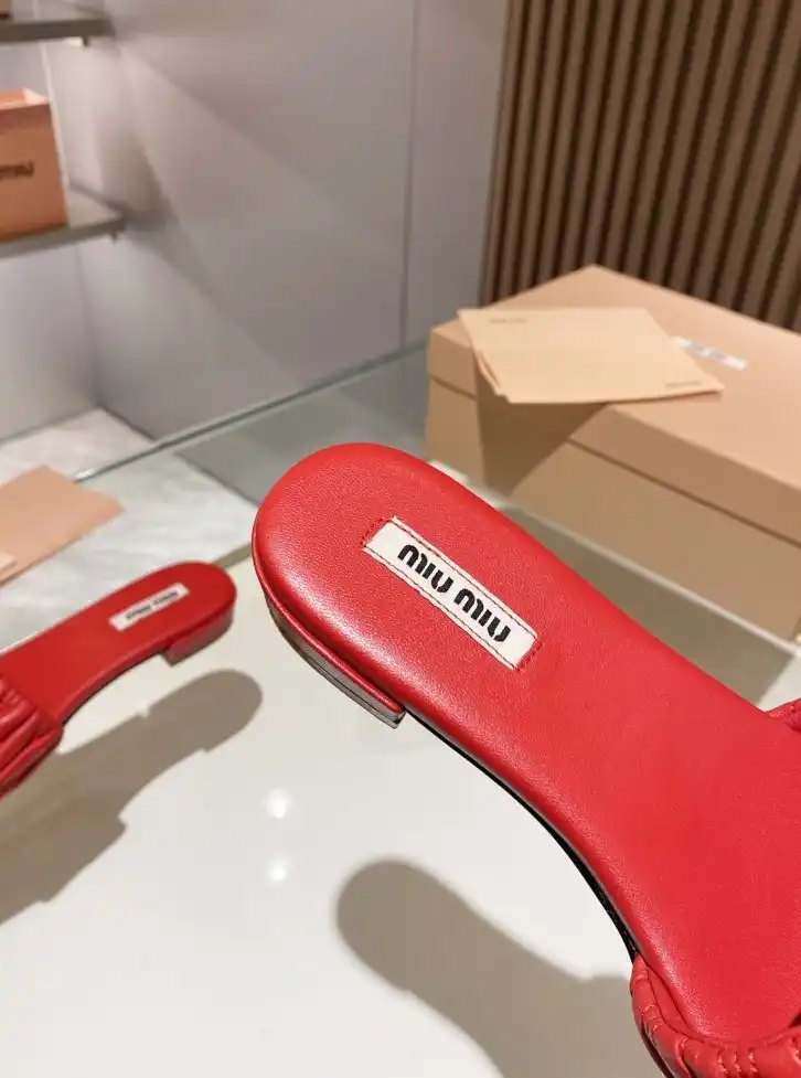 hype Miu Miu Slippers