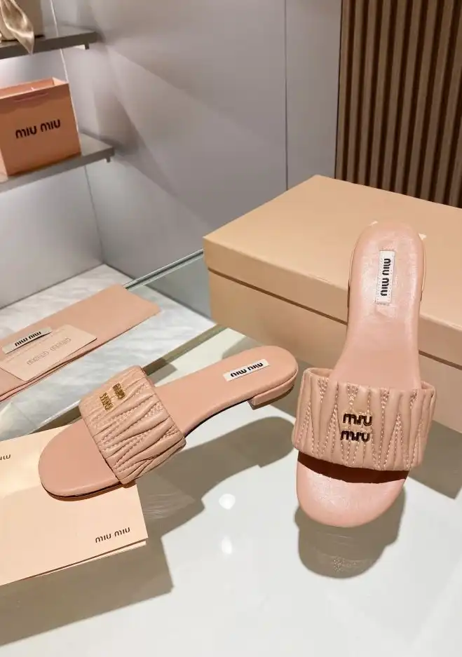 hype Miu Miu Slippers