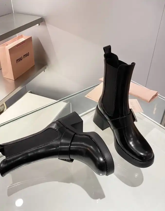 hype Miu Miu Boots