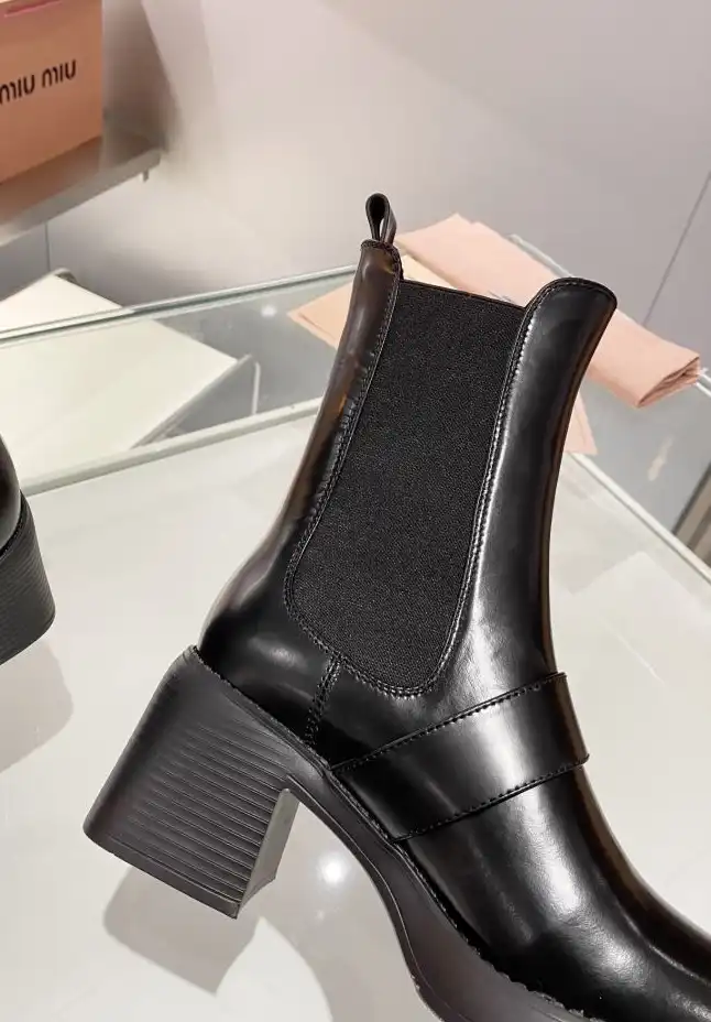 hype Miu Miu Boots