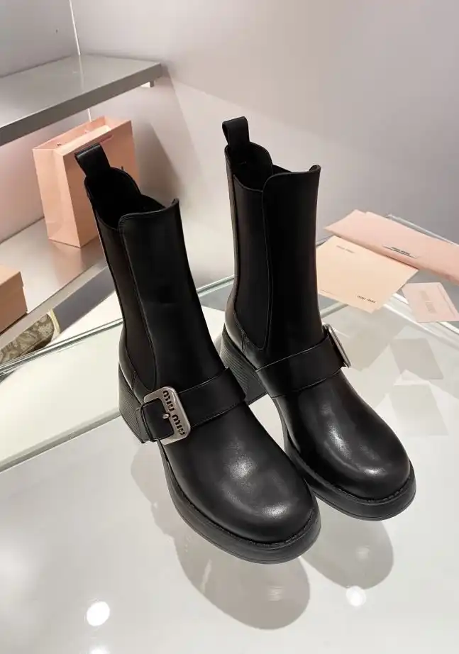 hype Miu Miu Boots