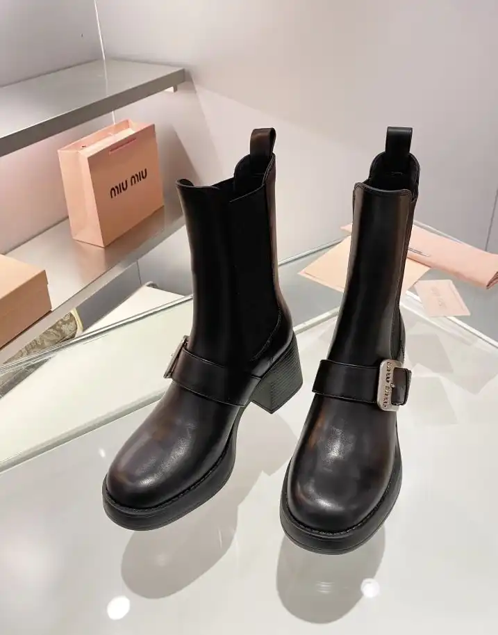 hype Miu Miu Boots