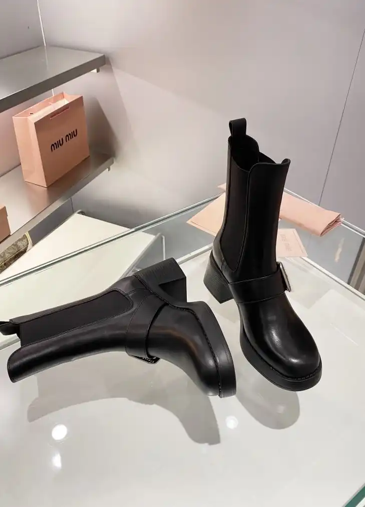 hype Miu Miu Boots