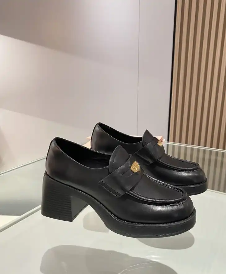 hype Miu Miu Leather Shoes