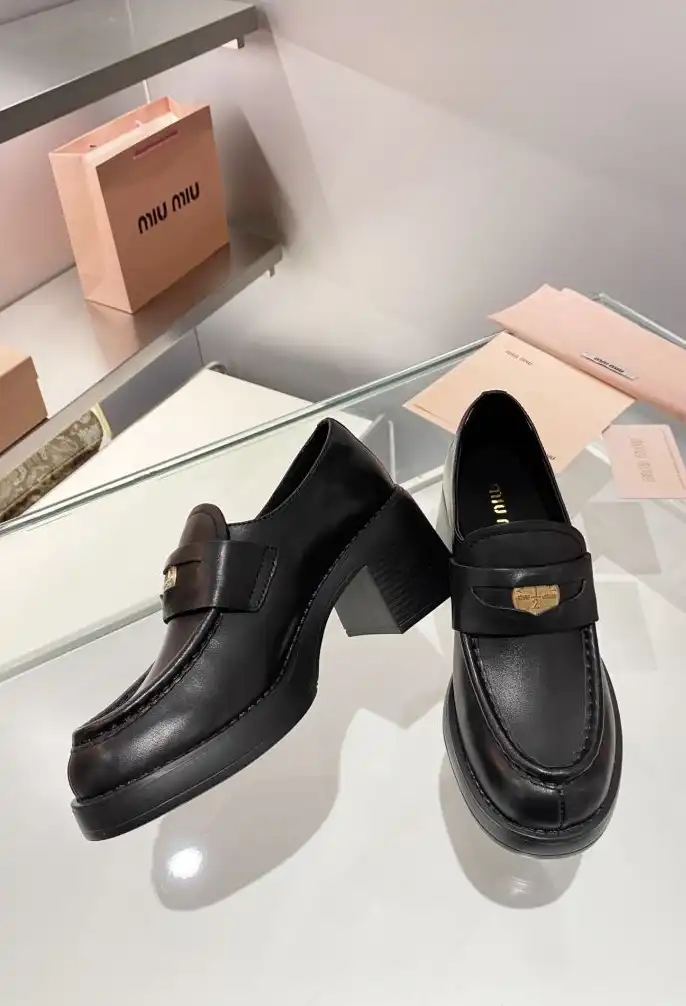 hype Miu Miu Leather Shoes