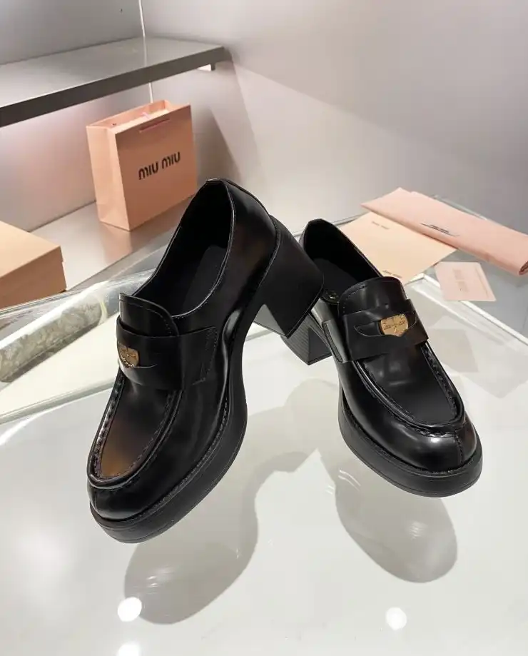 hype Miu Miu Leather Shoes