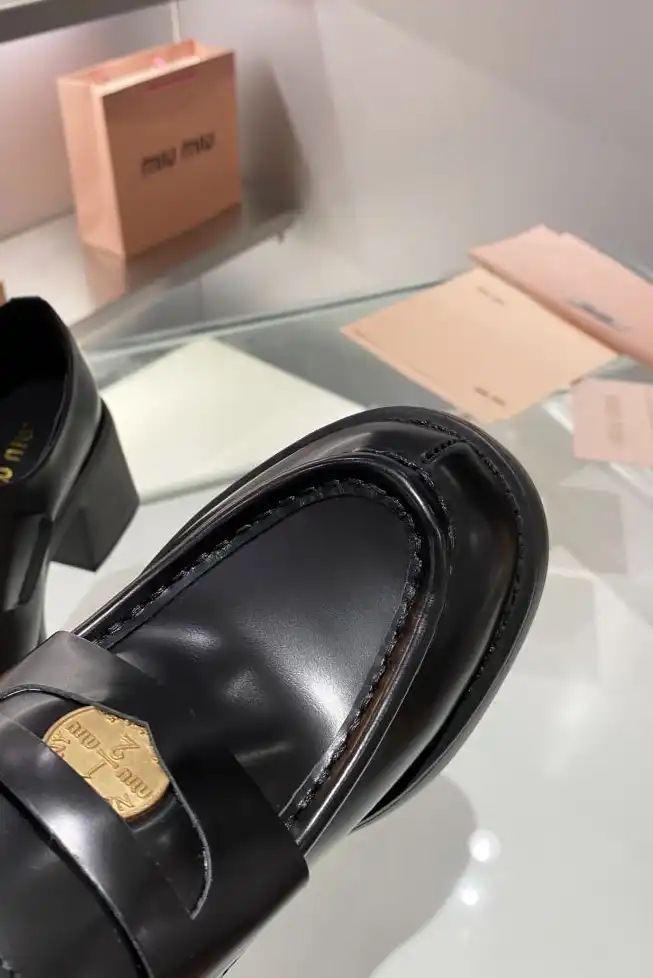 hype Miu Miu Leather Shoes