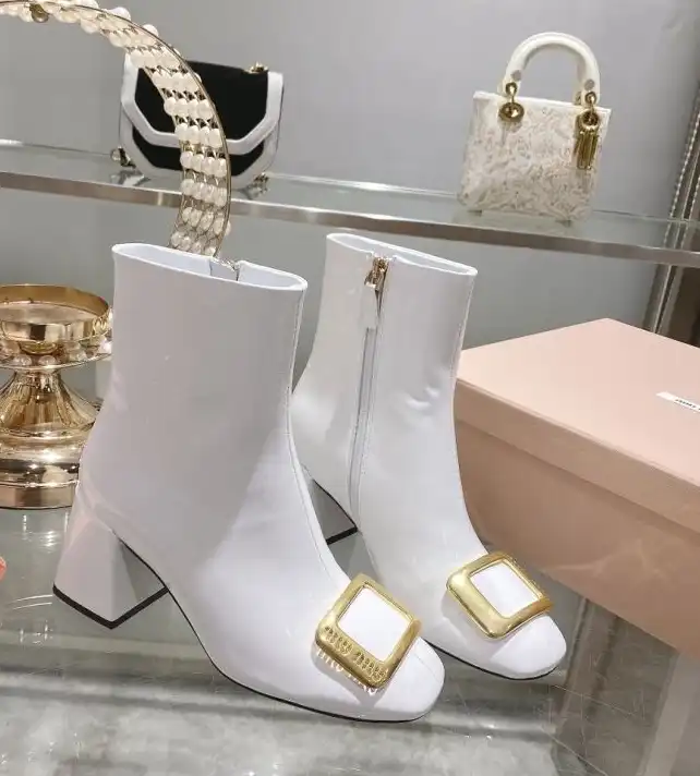 hype Miu Miu Boots