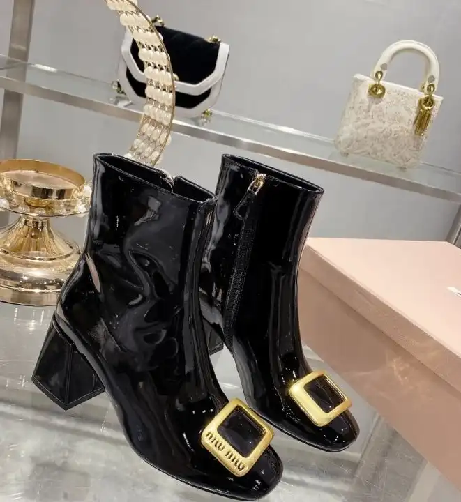 hype Miu Miu Boots